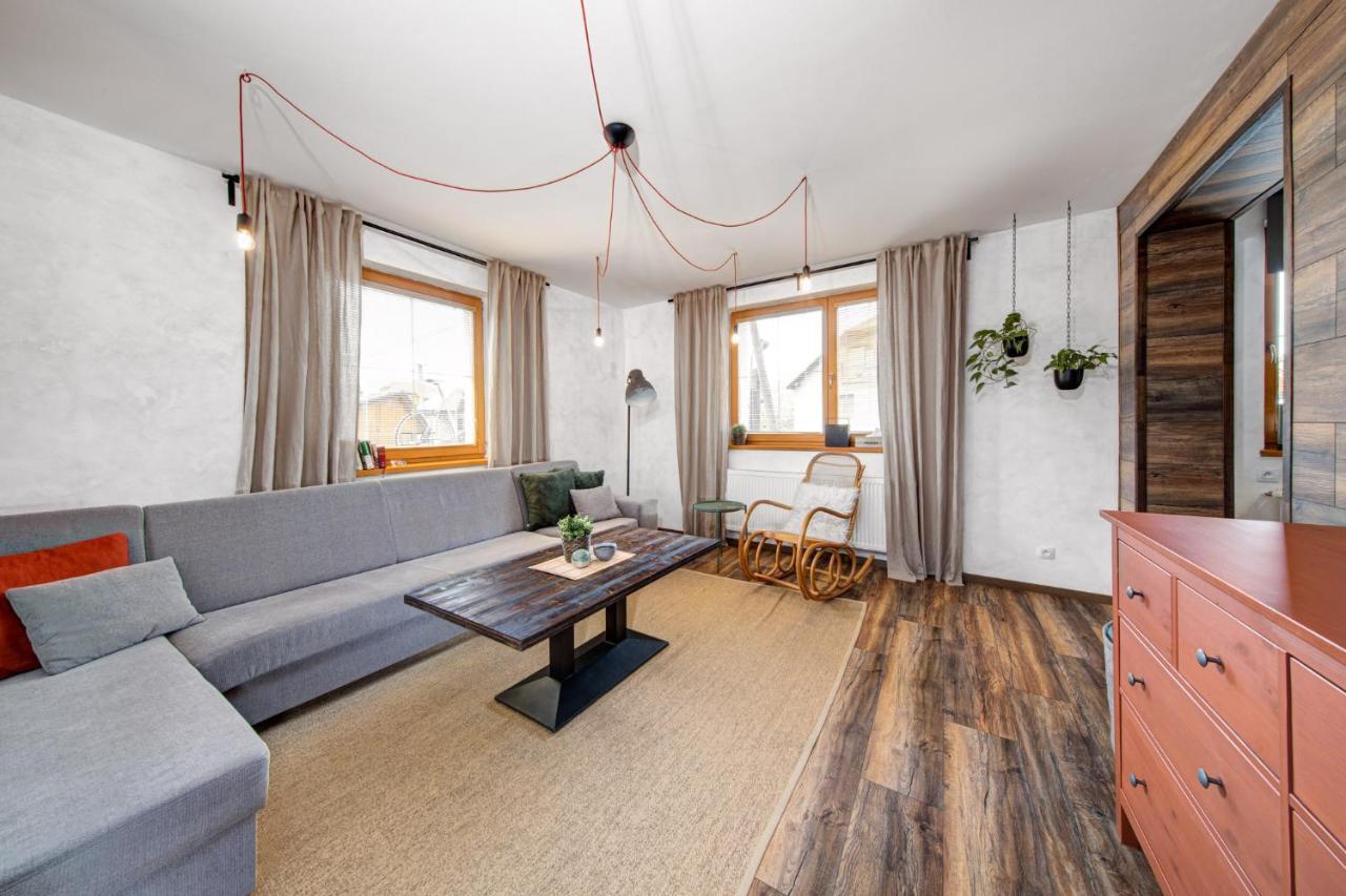 Rodinné apartmány Alex&Gregor Bešeňová Esterno foto