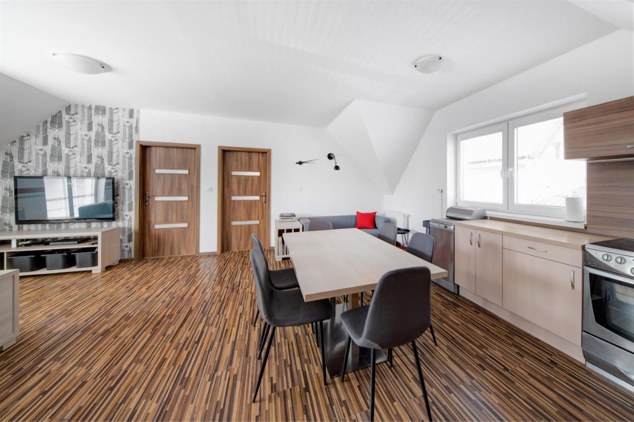 Rodinné apartmány Alex&Gregor Bešeňová Esterno foto
