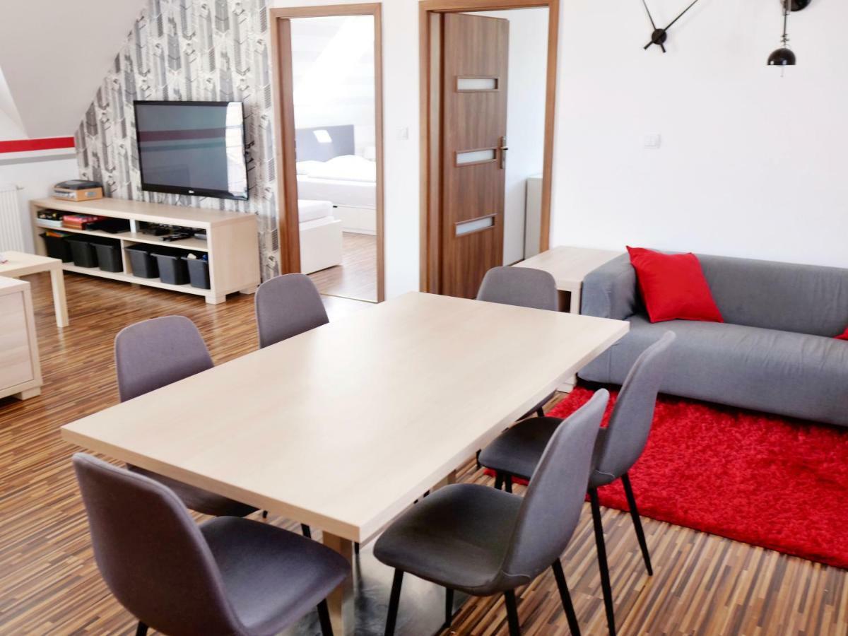 Rodinné apartmány Alex&Gregor Bešeňová Esterno foto